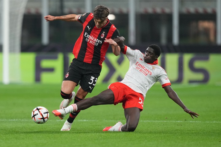 Benfica umlčala San Siro! AC Miláno zdolala v šlágri Európskej ligy